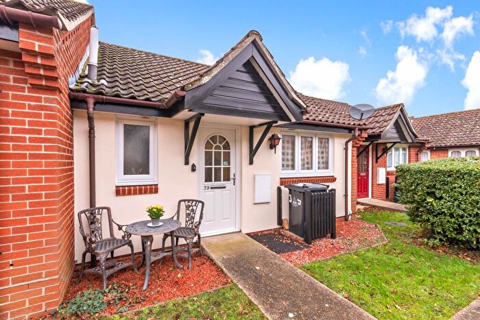 1 Bedroom Terraced Bungalow For Sale In Newnham Green, Maldon, CM9