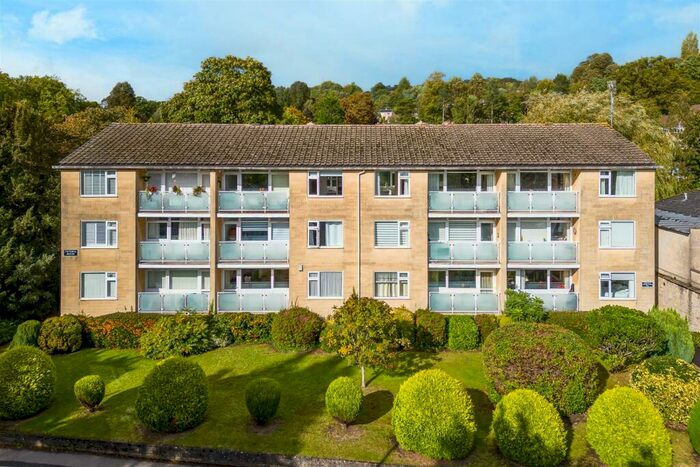 2 Bedroom Apartment To Rent In Weston Road, Bath, BA1