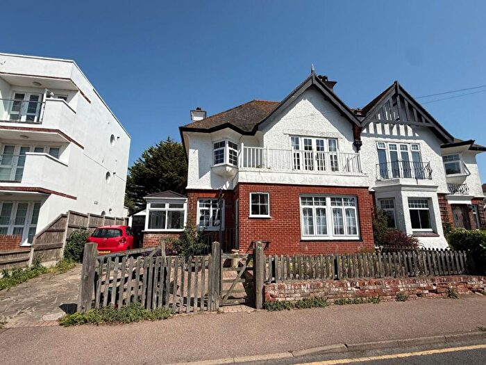 4 Bedroom Semi-Detached House For Sale In Naze Park Road, Walton-on-the-naze, CO14