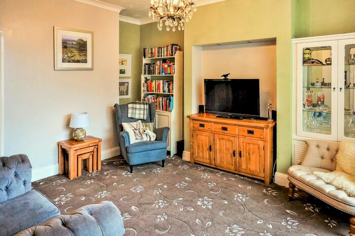 2 Bedroom End Of Terrace House To Rent In Handley Street, Bury, BL9