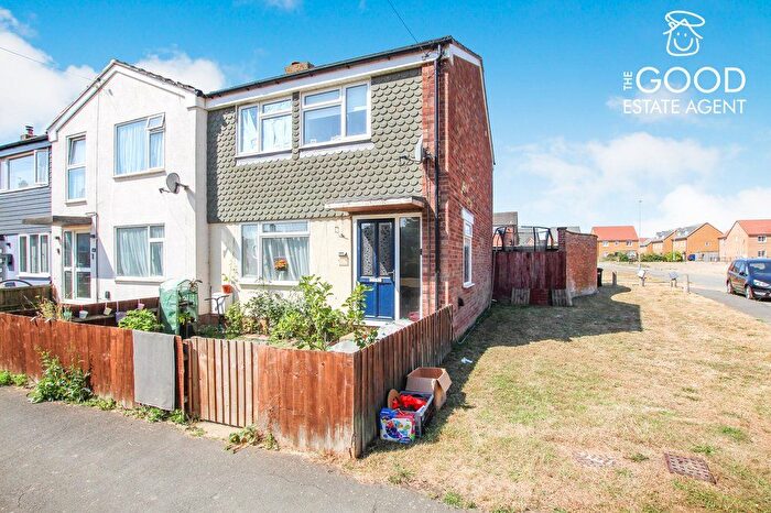 3 Bedroom End Terrace House For Sale In Mill Field, Sutton, CB6