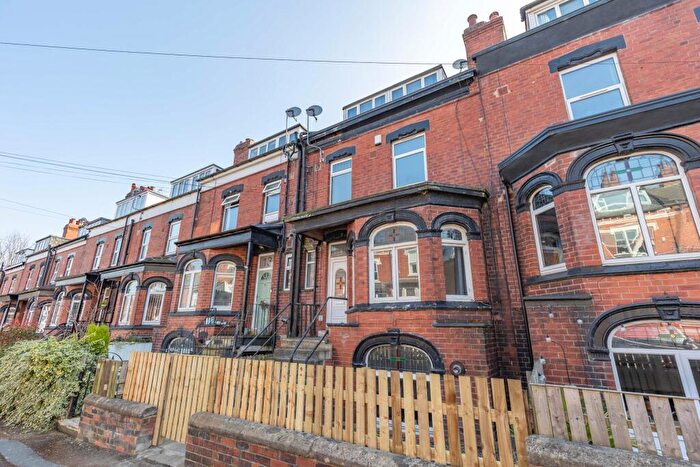 3 Bedroom Terraced House To Rent In Methley Mount, Chapel Allerton, Leeds, LS7