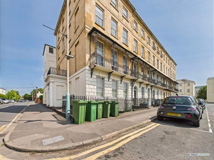1 Bedroom Flat To Rent In Berkeley Place, Cheltenham, GL52