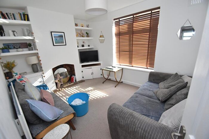 2 Bedroom House To Rent In Lewis Street, Riverside, Cardiff, CF11