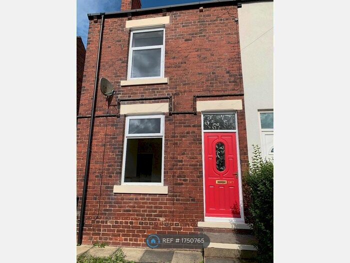 2 Bedroom End Of Terrace House To Rent In Doncaster Road, Wakefield, WF4