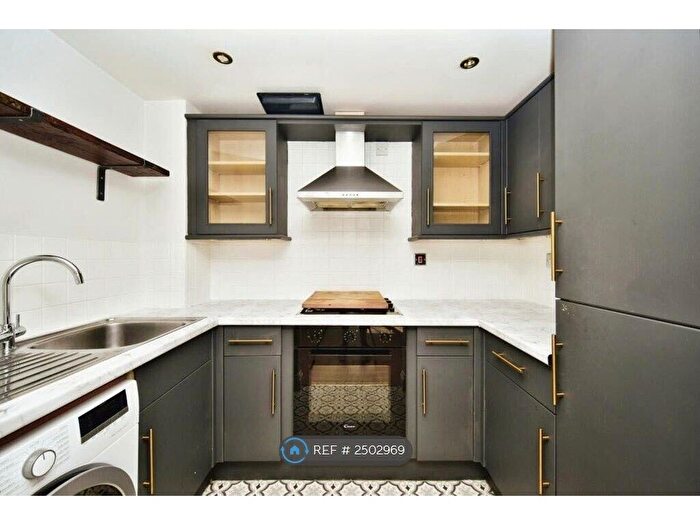 2 Bedroom Flat To Rent In The Oast House, Teynham, ME9