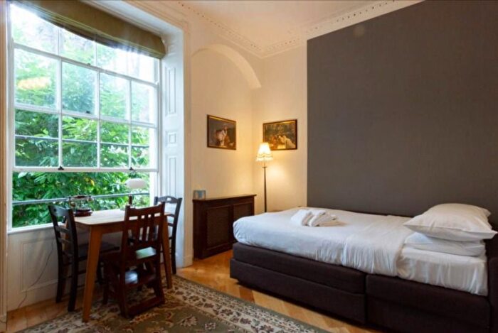 Studio To Rent In Cartwright Gardens, London, WC1H