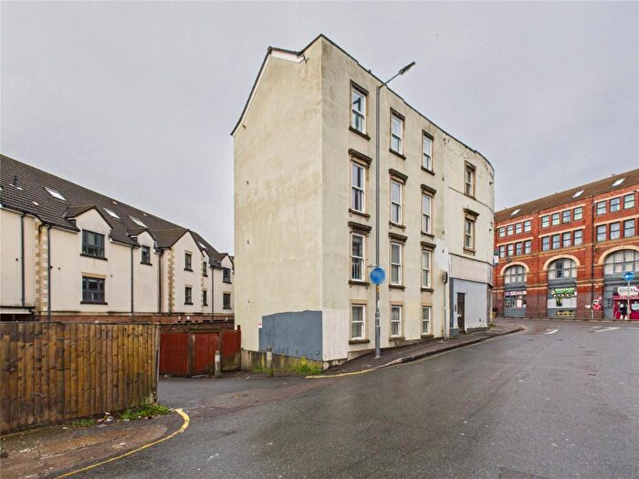 1 Bedroom Apartment For Sale In Lawrence Hill, Bristol, BS5