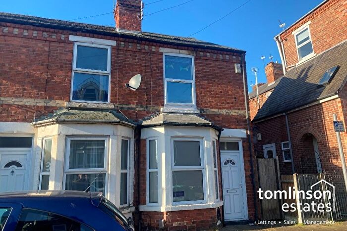 3 Bedroom End Of Terrace House For Sale In Cecil Street, Lenton, Nottingham, NG7