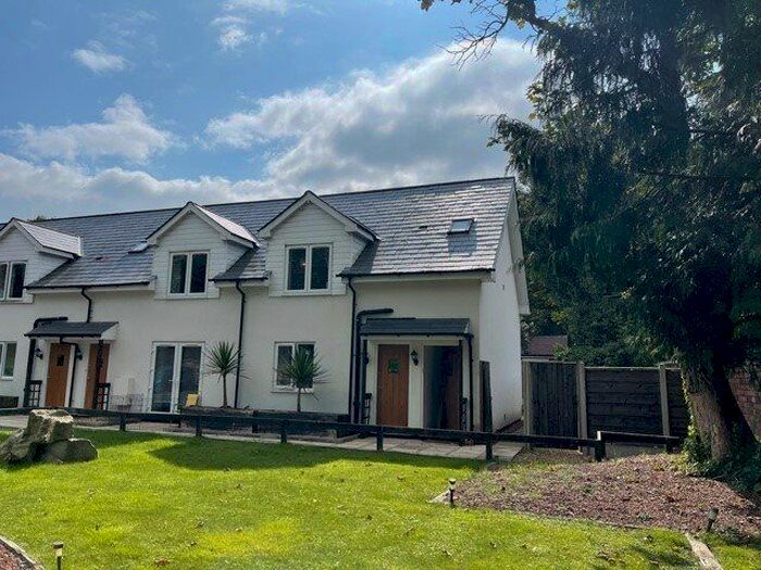 2 Bedroom Flat To Rent In Cavendish House, Cavendish Road, Eccles, M30