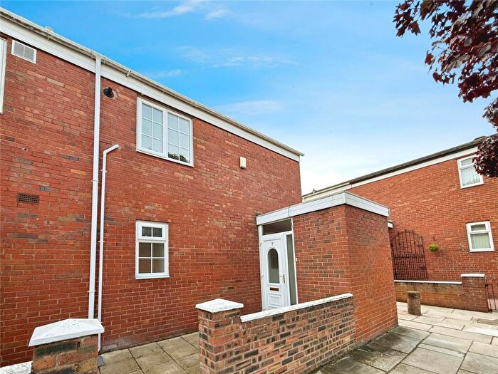 3 Bedroom End Of Terrace House To Rent In Archer Close, Liverpool, Merseyside, L4