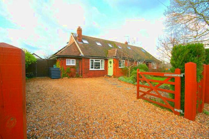 4 Bedroom Semi-Detached Bungalow For Sale In Bromley, Long Marston, Hertfordshire, HP23