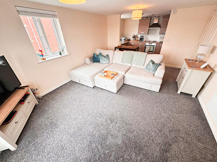 2 Bedroom Apartment For Sale In Burbage House, Southfield Road, Hinckley, Leicestershire, LE10