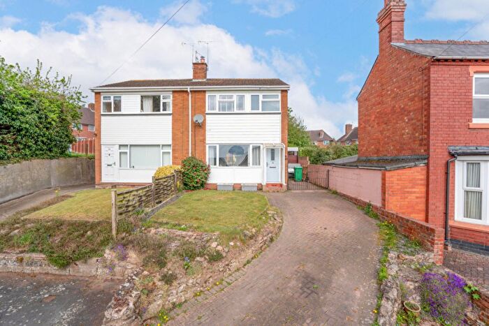 3 Bedroom Semi-Detached House For Sale In Manor Close, Stourport-On-Severn, DY13