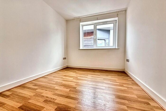 2 Bedroom Flat For Sale In Southampton, SO14