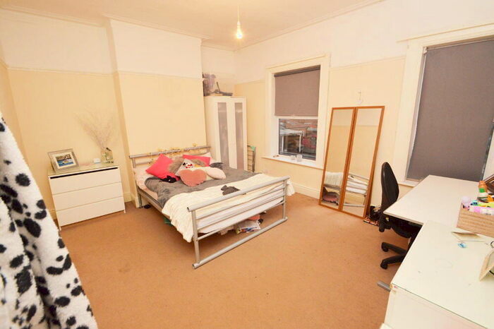 3 Bedroom Detached House To Rent In Olivia Grove, Rusholme, Manchester, M14