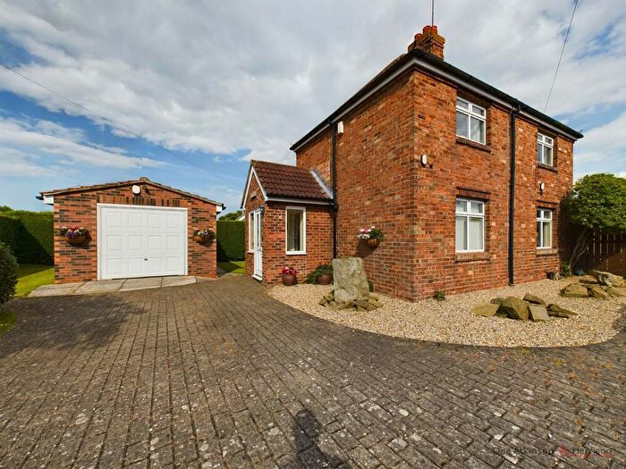 3 Bedroom Detached House For Sale In Miles Lane, Leconfield, HU17