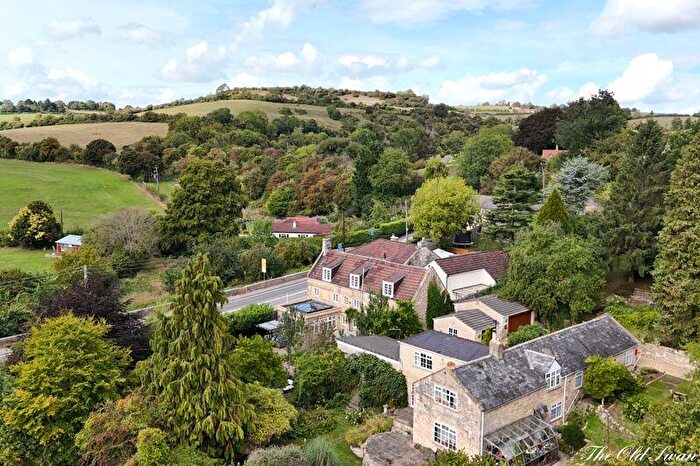 4 Bedroom Semi-Detached House For Sale In Dunkerton, Bath, BA2