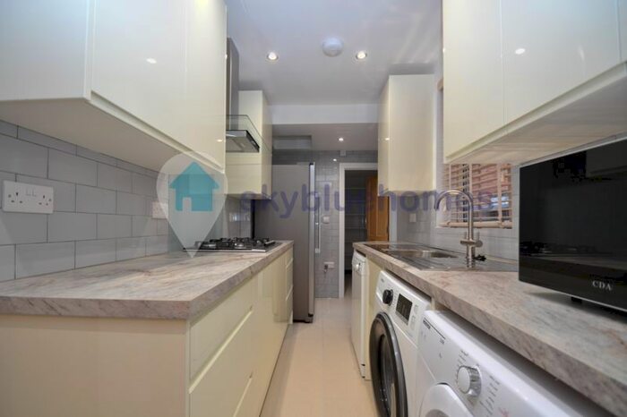 4 Bedroom Terraced House To Rent In Western Road, Leicester LE3