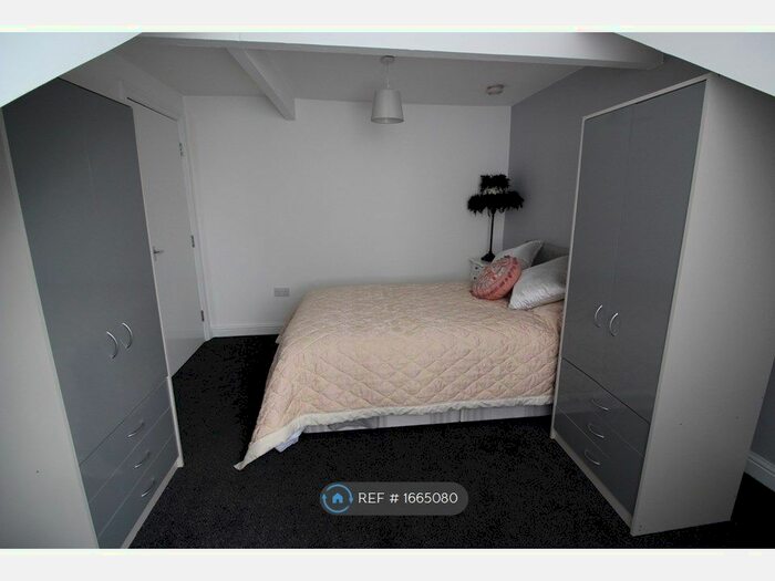 1 Bedroom Flat To Rent In Borough Road, Middlesbrough, TS1