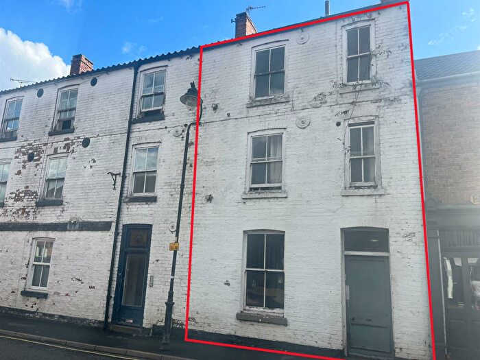 Terraced House For Sale In Queen Street, Louth, LN11