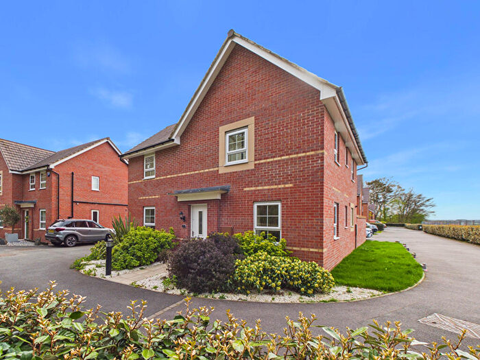 4 Bedroom Detached House For Sale In Selby Drive, Mickleover, DE3