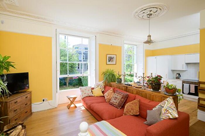 2 Bedroom Flat To Rent In Pembroke Road, Clifton, Bristol, BS8