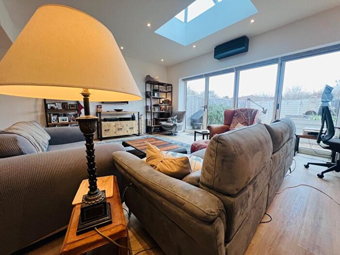 5 Bedroom Town House To Rent In Officers Gardens, Royal Clarence Marina, PO12