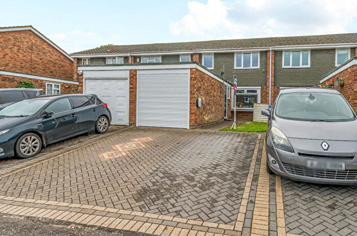 3 Bedroom Terraced House For Sale In Madingley, Bracknell, Berkshire, RG12