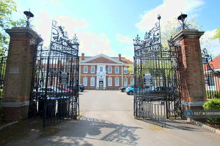 1 Bedroom Flat To Rent In Geffery Court, London, SE9