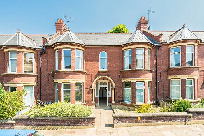 1 Bedroom Flat To Rent In Radbourne Road, Balham, SW12