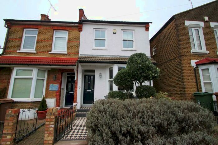 3 Bedroom Terraced House To Rent In Elm Grove, Woodford Green, IG8
