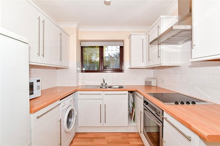 2 Bedroom Detached Bungalow For Sale In Porchester Close, Loose, Maidstone, Kent, ME15