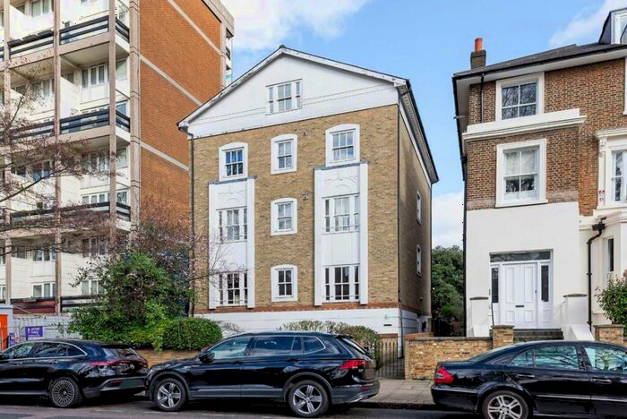 1 Bedroom Flat To Rent In Randolph Gardens, Maida Vale, NW6