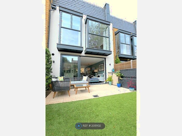 4 Bedroom Terraced House To Rent In Park View Mews, London, SE13