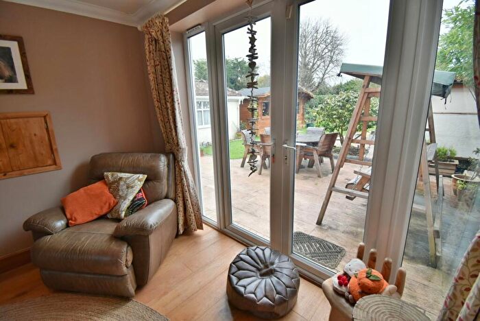 4 Bedroom Detached House For Sale In Clayford Avenue, Ferndown, BH22