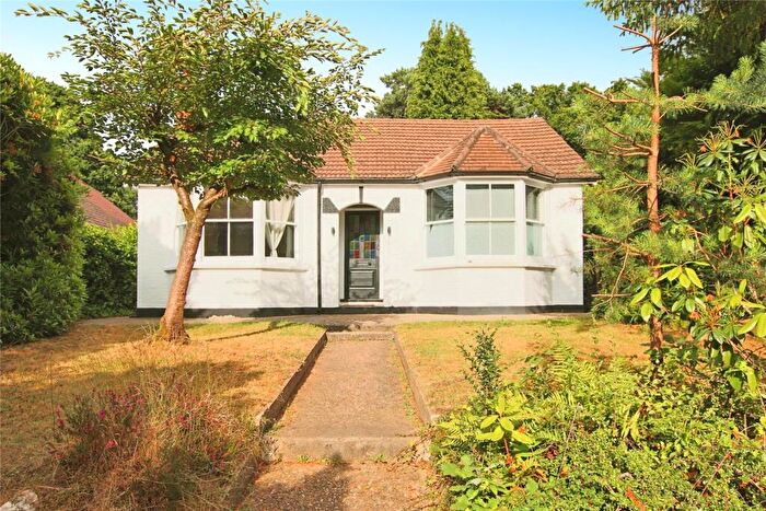 3 Bedroom Bungalow For Sale In New Wokingham Road, Crowthorne, Berkshire, RG45