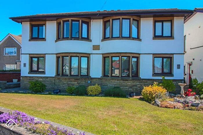 2 Bedroom Apartment For Sale In Bare Lane, Bare, Morecambe, LA4