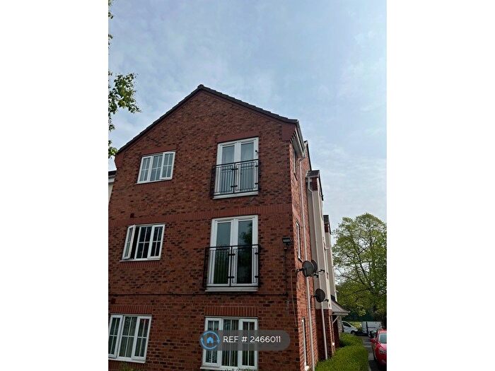 2 Bedroom Flat To Rent In Flash Road, Oldbury, B69
