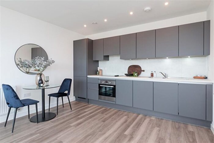1 Bedroom Flat To Rent In Thunderer Street, London, E13