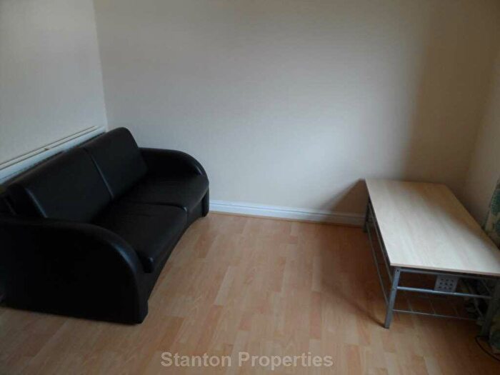 1 Bedroom Apartment To Rent In Egerton Road, Fallowfield, M14