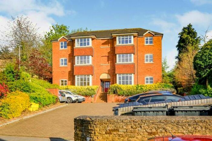 2 Bedroom Flat To Rent In High Street, Kingsthorpe, Northampton, NN2