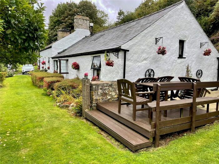 4 Bedroom Cottage For Sale In Llaniestyn, Gwynedd, LL53