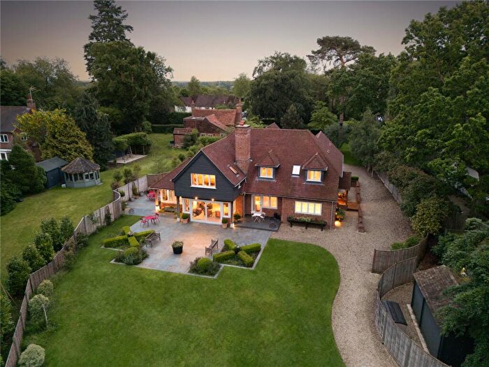 4 Bedroom Detached House For Sale In Bethesda Street, Upper Basildon, Berkshire, RG8