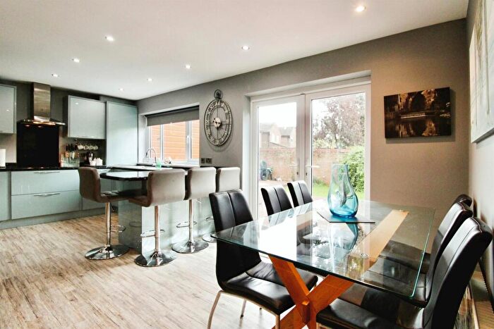 4 Bedroom Detached House For Sale In Grimson Close, Sully, Penarth, CF64