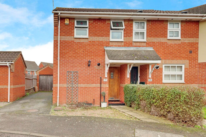 2 Bedroom End Of Terrace House For Sale In Northampton Grove, Langdon Hills, SS16