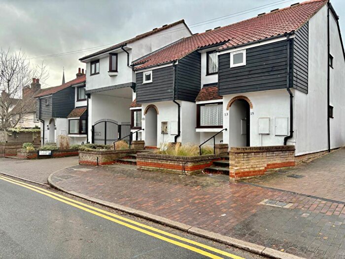 1 Bedroom Apartment To Rent In Crib Street, Ware, SG12