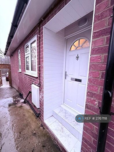 1 Bedroom Flat To Rent In Spearing Road, High Wycombe, HP12