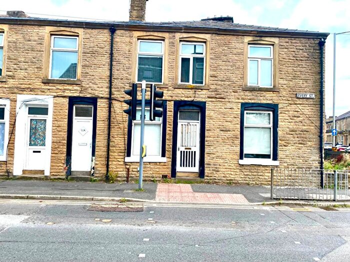 1 Bedroom Flat To Rent In Every Street, Nelson, BB9