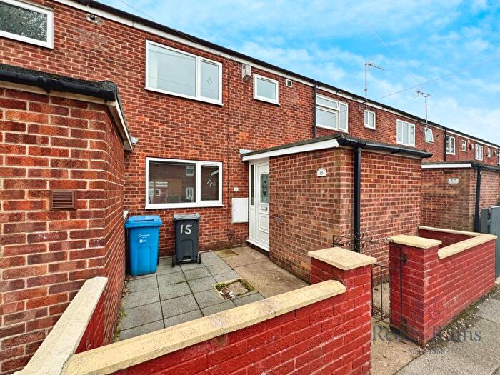 3 Bedroom Terraced House To Rent In Saxby Road, Hull, HU8
